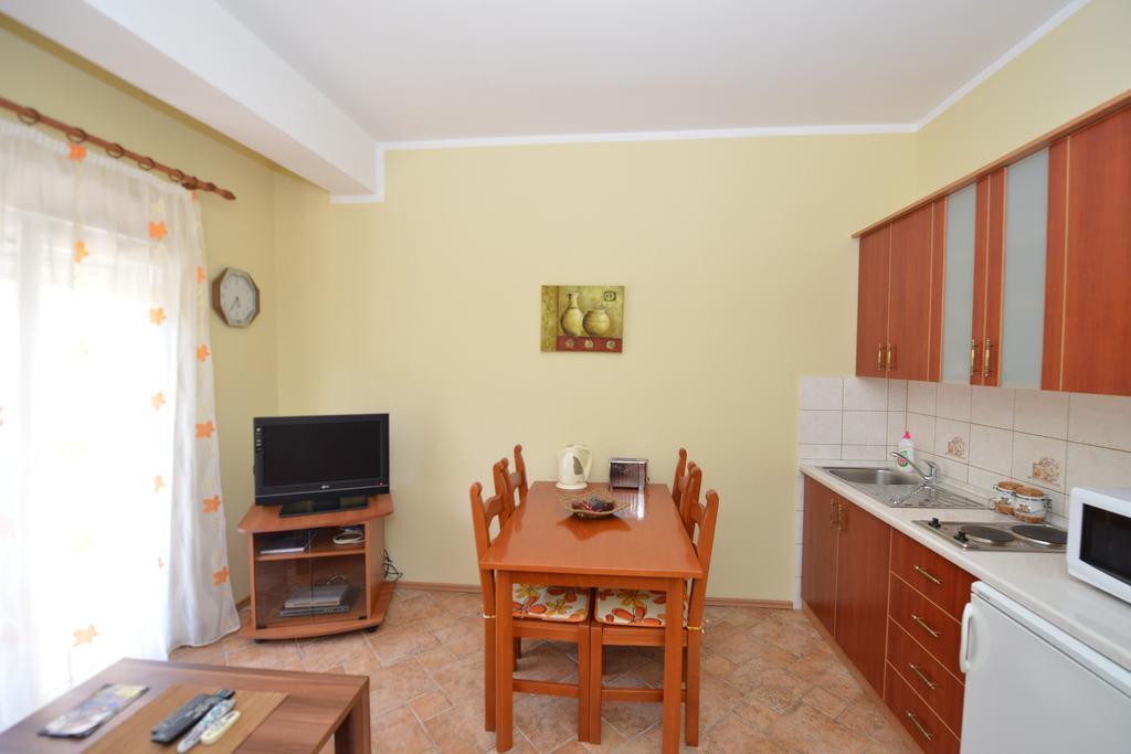 Apartments Popovic 2 Kotor Bilik gambar