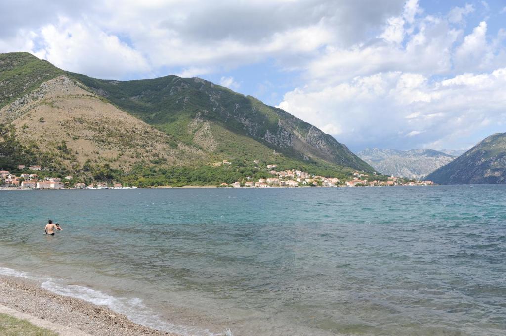 Apartments Popovic 2 Kotor Luaran gambar