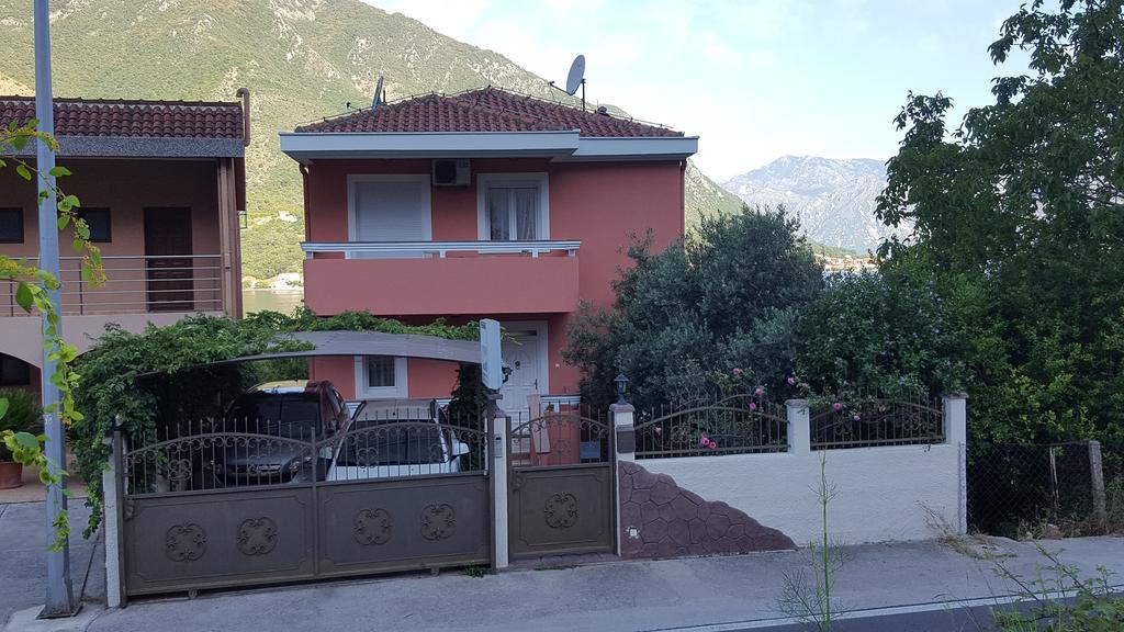 Apartments Popovic 2 Kotor Luaran gambar